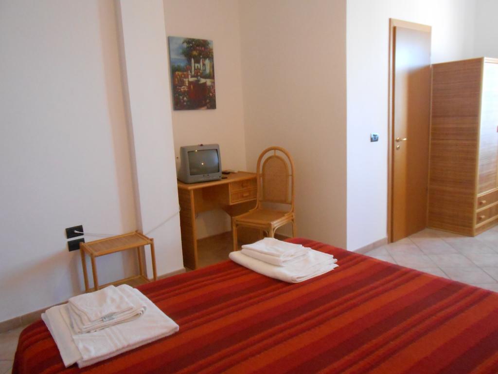Albergo Il Terrazzino Vibo Valentia Marina Chambre photo