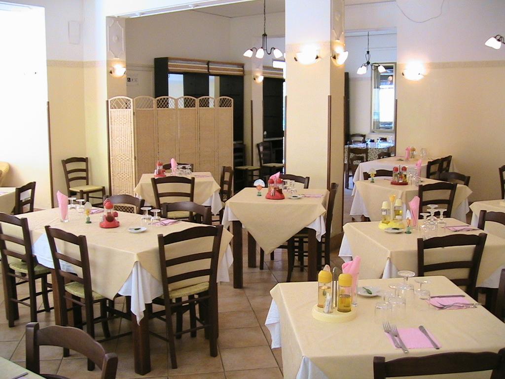 Albergo Il Terrazzino Vibo Valentia Marina Extérieur photo
