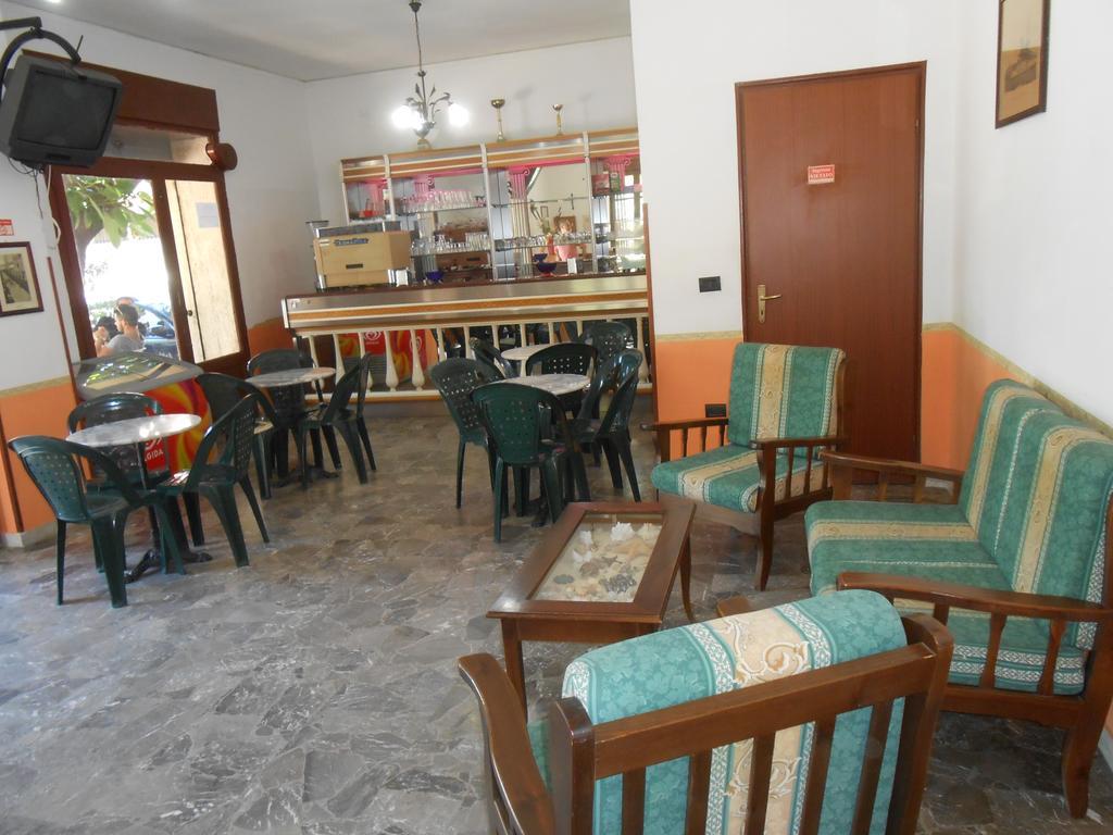 Albergo Il Terrazzino Vibo Valentia Marina Extérieur photo