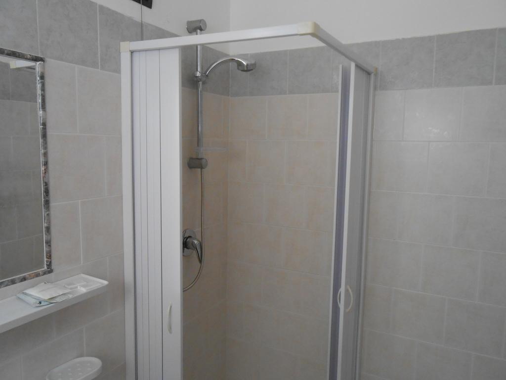 Albergo Il Terrazzino Vibo Valentia Marina Chambre photo