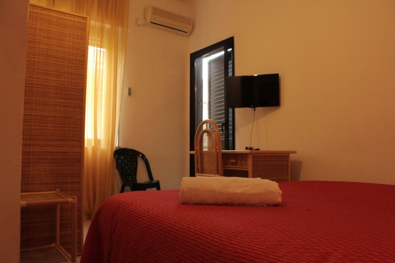 Albergo Il Terrazzino Vibo Valentia Marina Extérieur photo